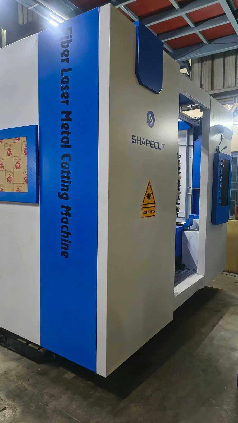 SHAPECUT 6 kW fiber laser metal cutting machine